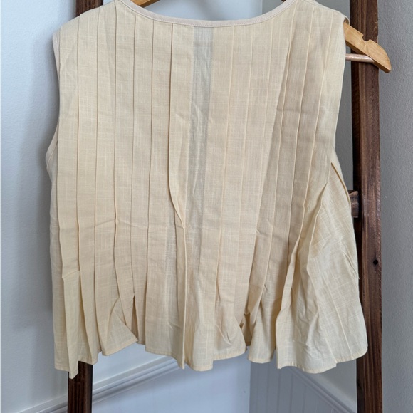 REFORMATION STYLE LINEN SHIRT - Picture 2 of 2